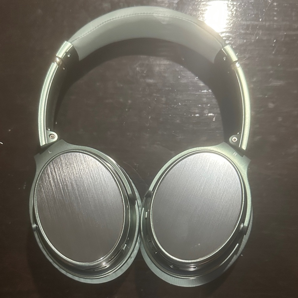 Srhythm NC25 Pro Green Over-Ear Headphones- New- No box